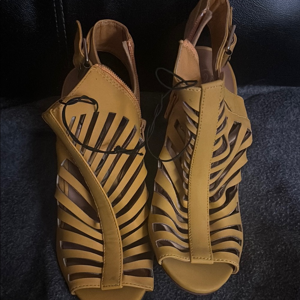 Delicious Yellow Sandals Modern Gladiator Design